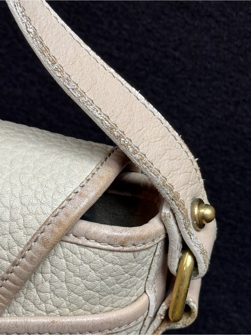 Dooney & Bourke Cream Pebbled Leather Crossbody Bag - Picture 5 of 16